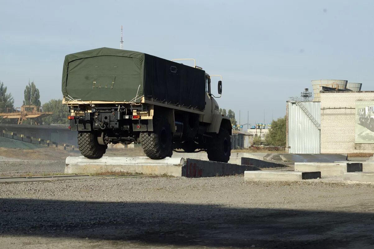 Анатолий петрович быков. Краз всу 2020. Анатолий петрович быков. Александр мордовец спецстрой. Экс глава краза.