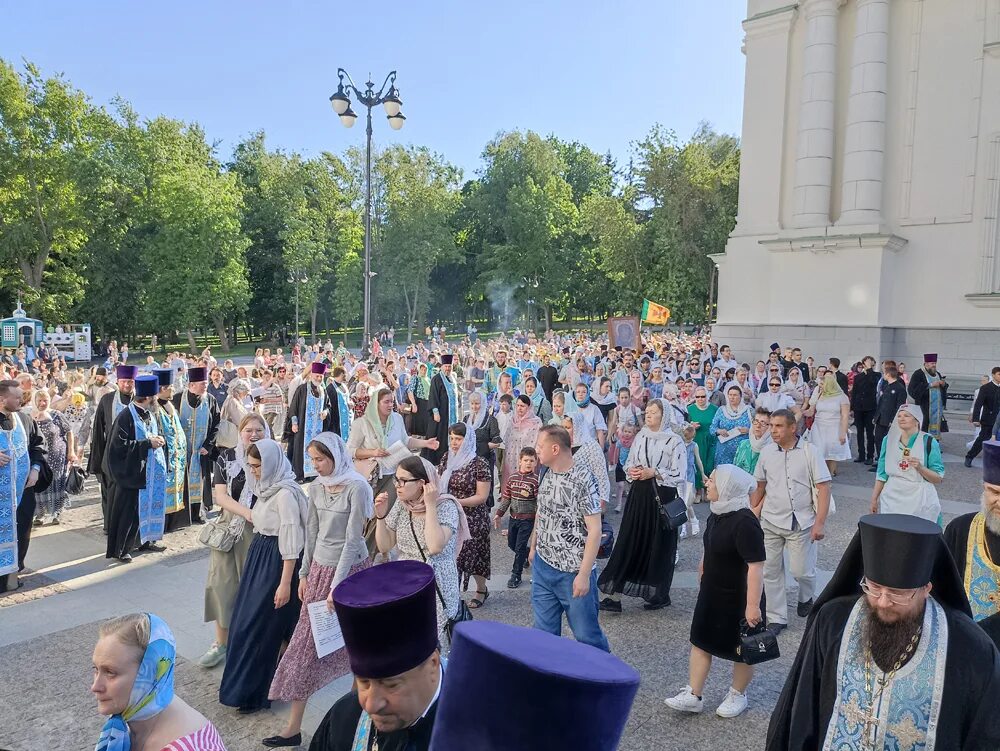 Новости пенза сегодня свежие события. Крестный ход в Пензе октябрь 2022. Митрофано Тихоновский крестный ход 2022. Крестный ход в Курске 2023. Лукоянов крестный ход 2022.