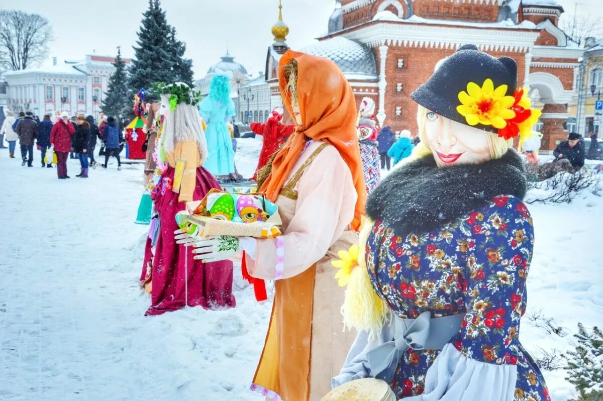 Масленица в кинешме. Масленичная кукла. кукла масленица. масленичные куклы в ярославле. масленица в ярославле.