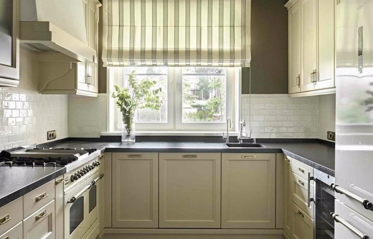 Window Treatments by Bloggers Blindsgalore Kitchen design plans, Kitchen design,