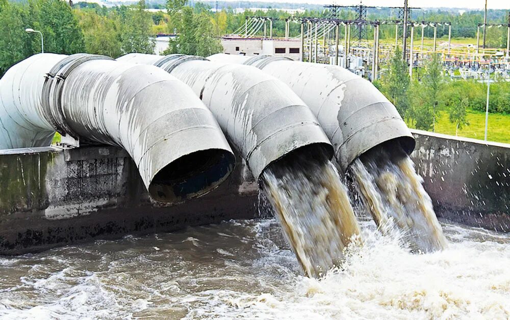 Загрязнение воды. Промышленные сточные воды. Канализационные стоки. Сточные воды загрязнение. Сброс отходов в воду