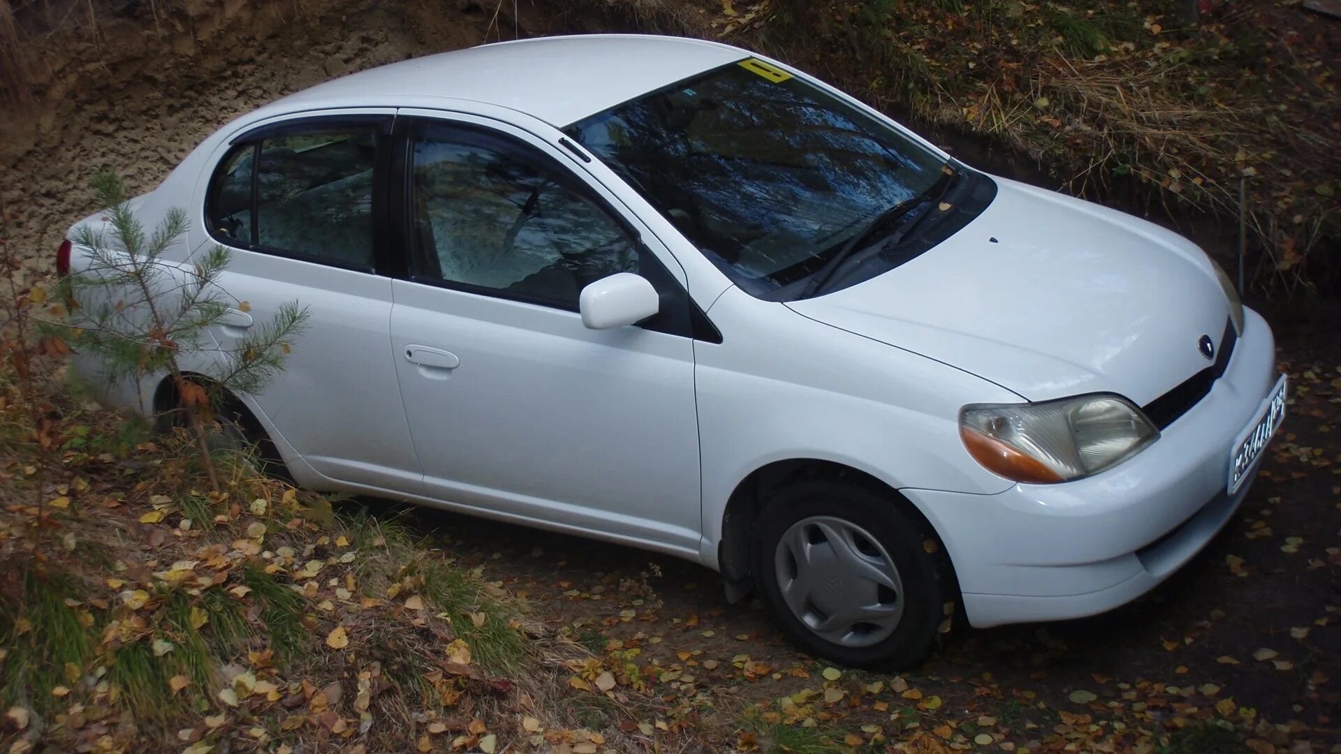 Купить тойоту плац. Тойота Платц 2022. Тойота Платц 2000. Toyota Platz 2012. Тойота Платц 2015-2018.