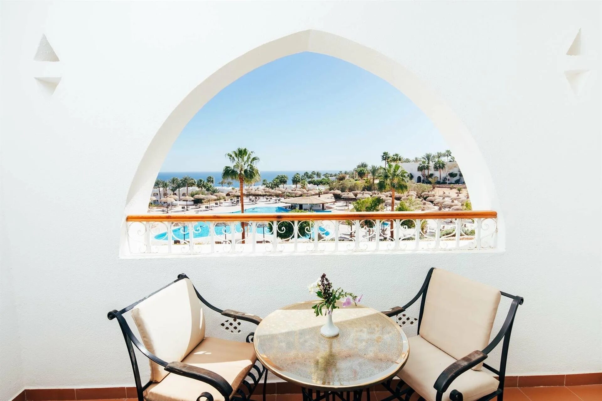 Домина аквамарин пул шарм эль шейх. Domina coral bay resort шарм-эль-шейх. domina coral bay sultan pool 5 египет. отель домина корал бэй в шарм эль шейхе. domina coral bay oasis 5*.
