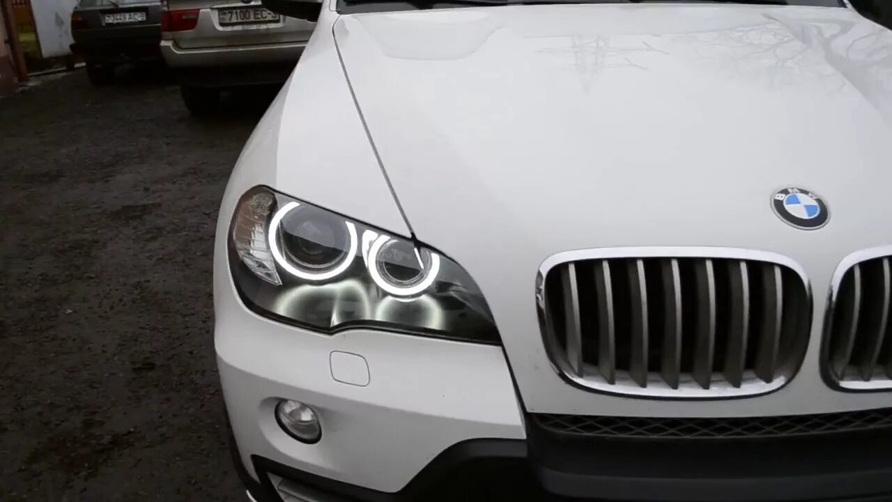 Фара BMW x5 e70. БМВ x5 e70 фары. Черные фары BMW x5 e70. Фара БМВ х5 е70. Фары е70