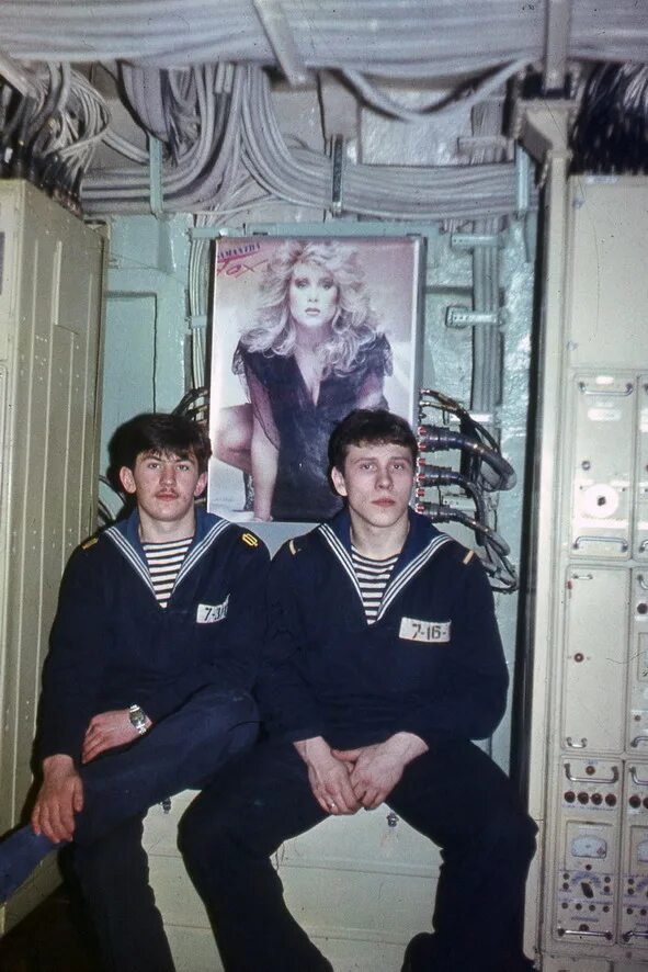 ян цапник вдв афганистан. андрей черкасов в армии. фёдор добронравов в армии. бч7 на флоте. кто служил в доме.