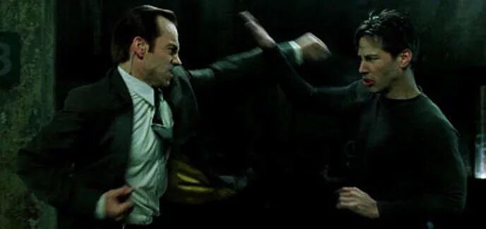 Бой нео и смита. Агент смит и нео. Нео агент смит матрица 1999. Битва нео. Битва нео.