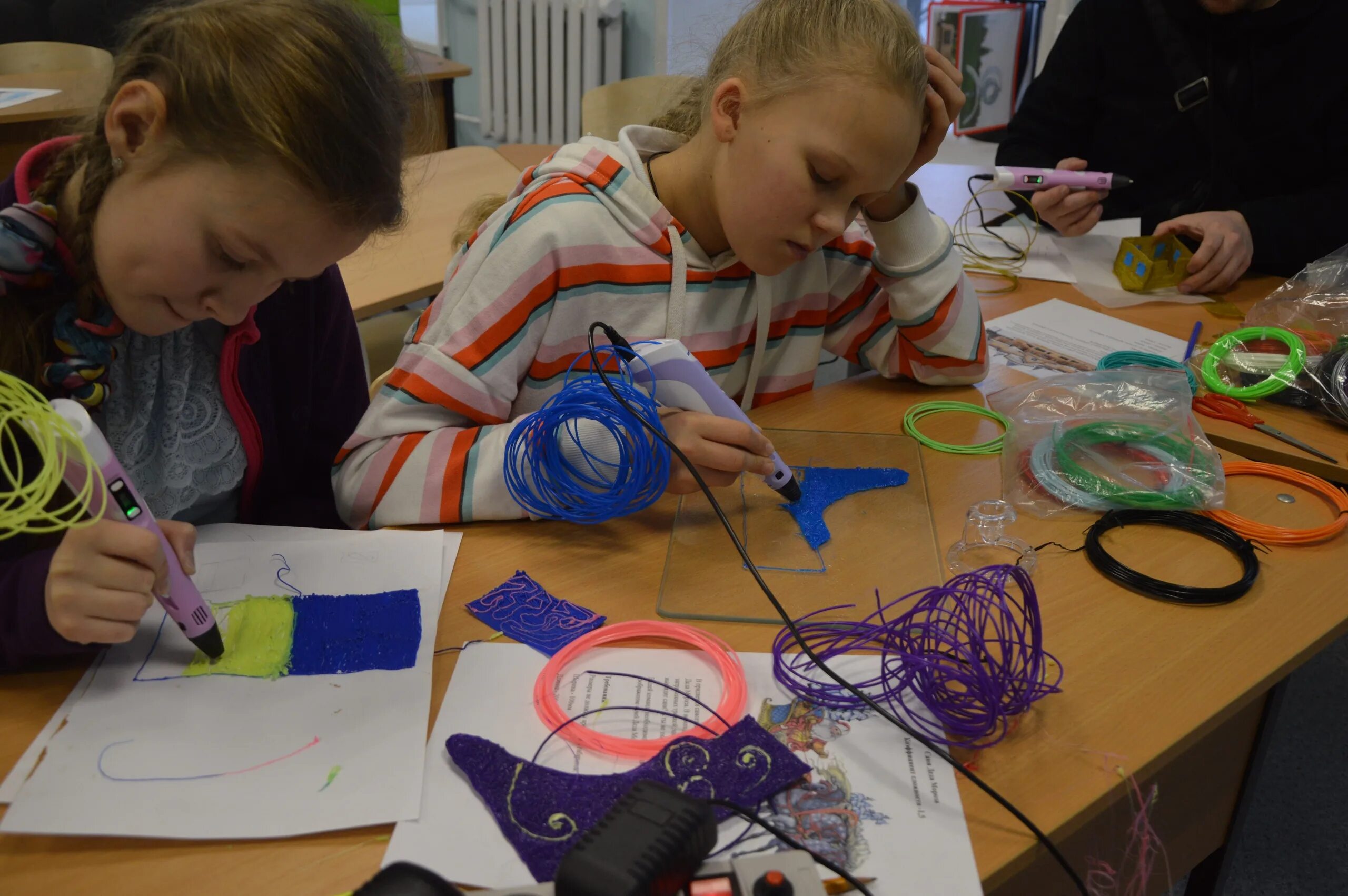 занятие пилатес в москве. дети в детском саду. тренинг. аппликация дошкольная группа. занятия в рамках проекта.