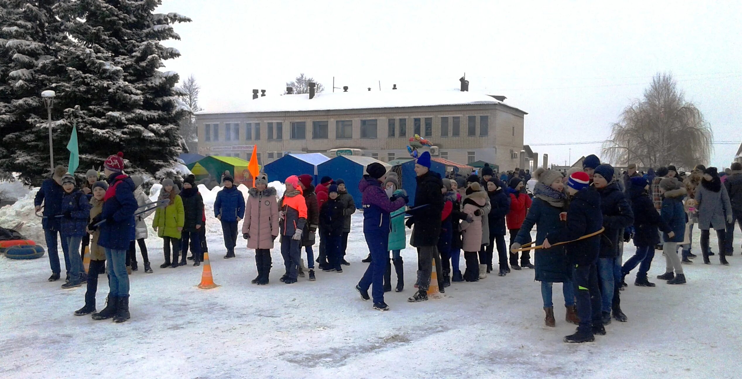 Погода добрунь. Лицей в Добруни Брянск. Добрунь (Брянский район). Деревня Добрунь Брянская область. Администрация Добрунь.