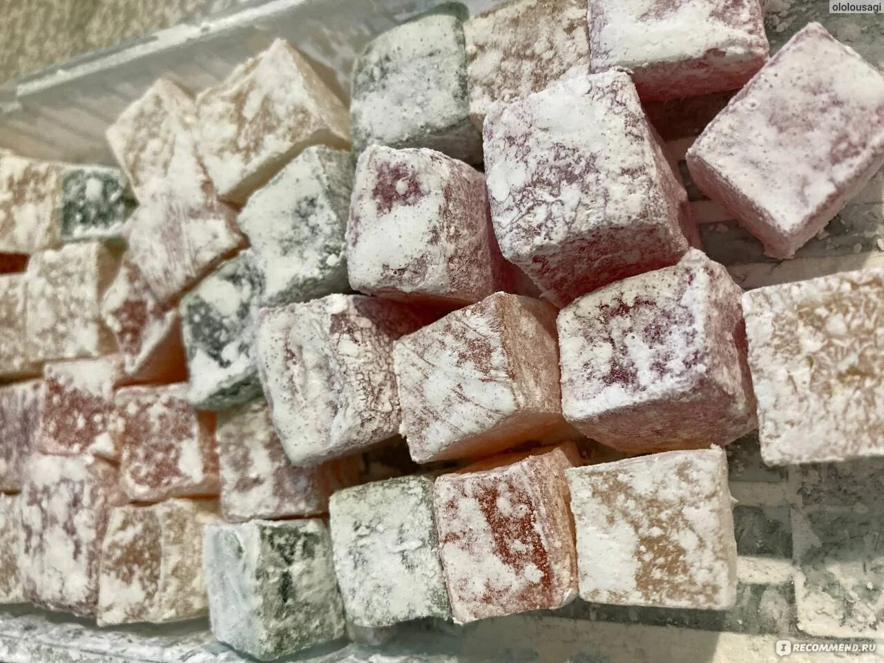 Рахат лукум с халвой. Рахат-лукум sherbet. Рахат лукум производство крымских. Рахат лукум с миндалем. Лукум азовская кондитерская фабрика.