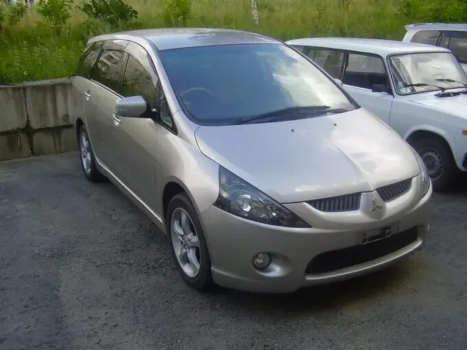 Митсубиси грандис 2003. Mitsubishi grandis с 2003–2011 г. В. Митсубиси грандис 2003. Диски мицубиси грандис.