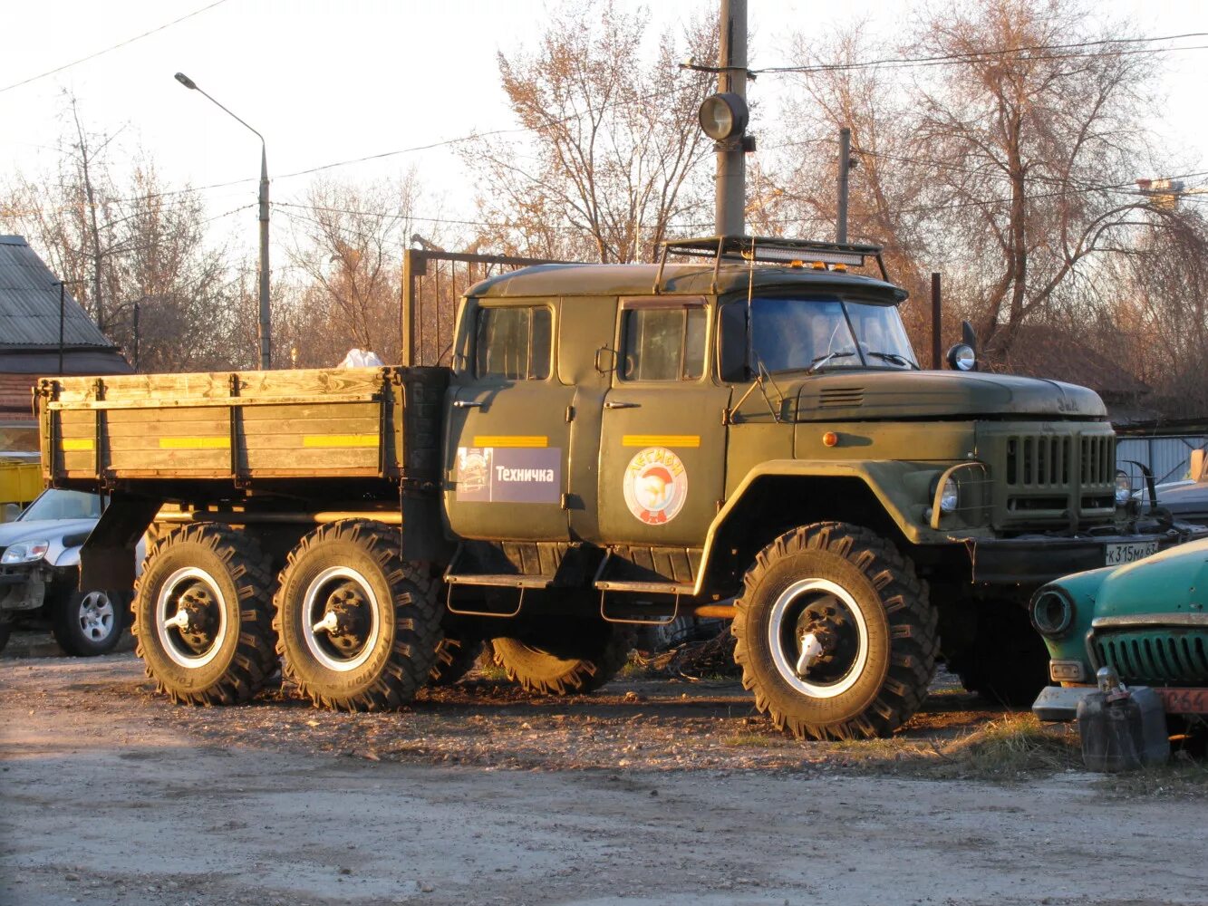 Грузовик зил 131. ЗИЛ 131 военный. ЗИЛ-131 грузовой. ЗИЛ 131 армейский.