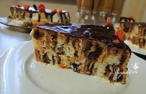 Торт лабиринт с черносливом и курагой