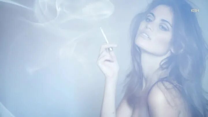 Дым сигарет с ментолом картинки. Девушка с сигаретой с ментолом. 8к дым сигарет. Дым сигарет с ментолом .gif. Дым сигарет ментола песня мясникова