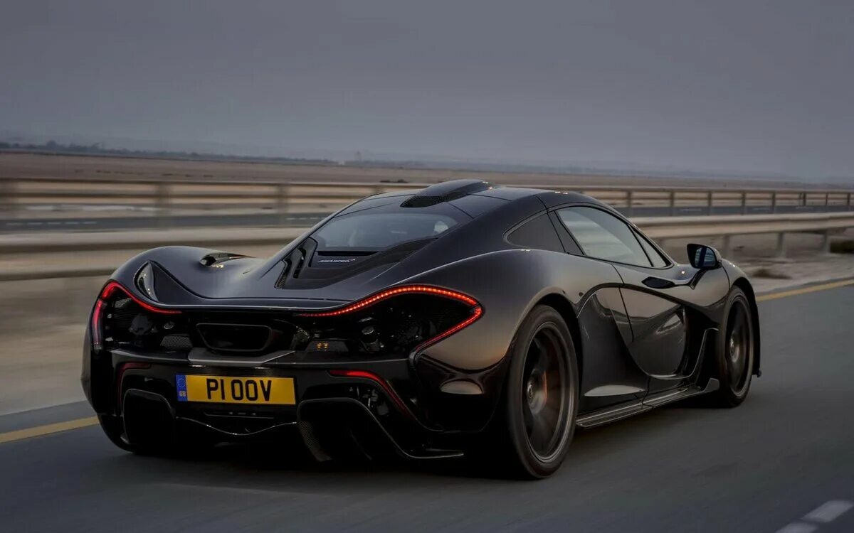 Машина mclaren. Машина MCLAREN p1. Спорткар MCLAREN p1. Макларен п1. Макларен p1 2020.