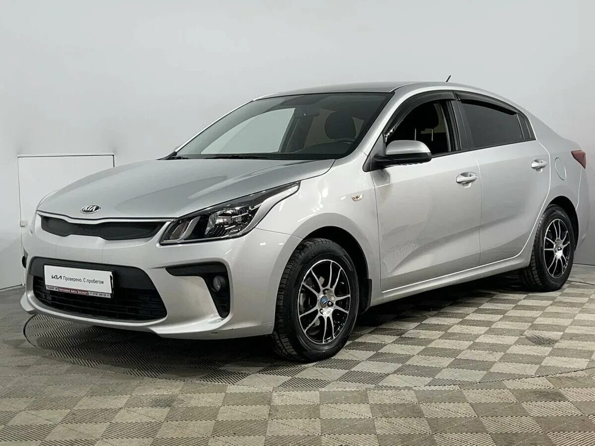 Киа Рио 2019 автомат серебристый. Киа Рио 2019 серебристый Luxe. Kia Rio 4 серебристый. Киа Рио универсал 2019 год. Rio форум