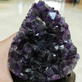 Черный аметист