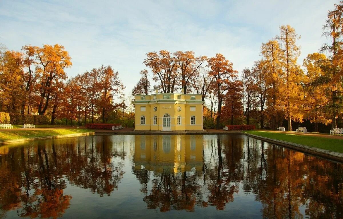 Ни лицейских садов ни царскосельских озер. Екатерининский парк Царское село. Царскосельский лицей Екатерининский парк. Екатерининский парк осенью в Царском селе. Царское село Пушкин Золотая осень лицей.