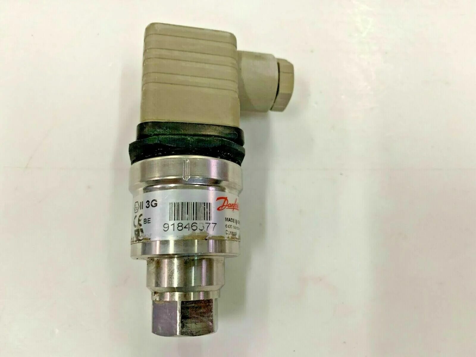 Датчик давления danfoss. Датчик давления danfoss aks32r. датчик давления 060g1881 danfoss. датчик давления aks 32r. danfoss датчик давления 4-20.