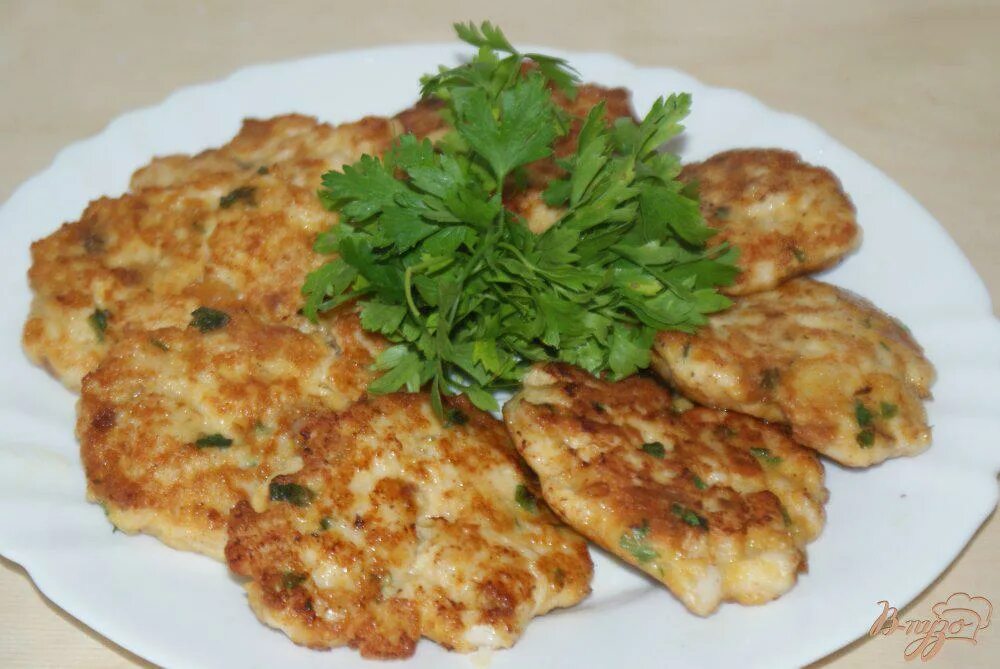 Куринные котлетки с сыром. Куриные блюда, Национальная еда и Еда
