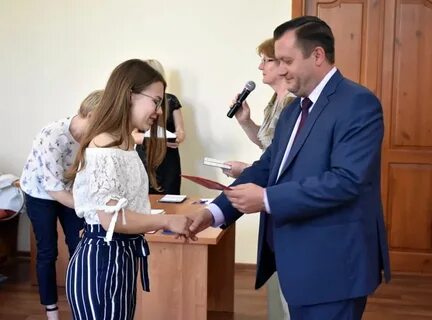 Директор дши