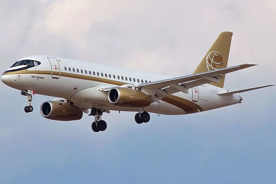 Учебный центр внуково. Обучающий центр авиакомпании победы. S7 airlines боинг 737 мах. Центр юг авиакомпания. 737 max 8 s7.