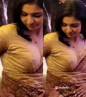 அக்காபொண்ணு :மாமா இங்க பாரு நா அம்மா சாரி கட்டி இருக்கான் நல்ல இருக்க சொல்ல...