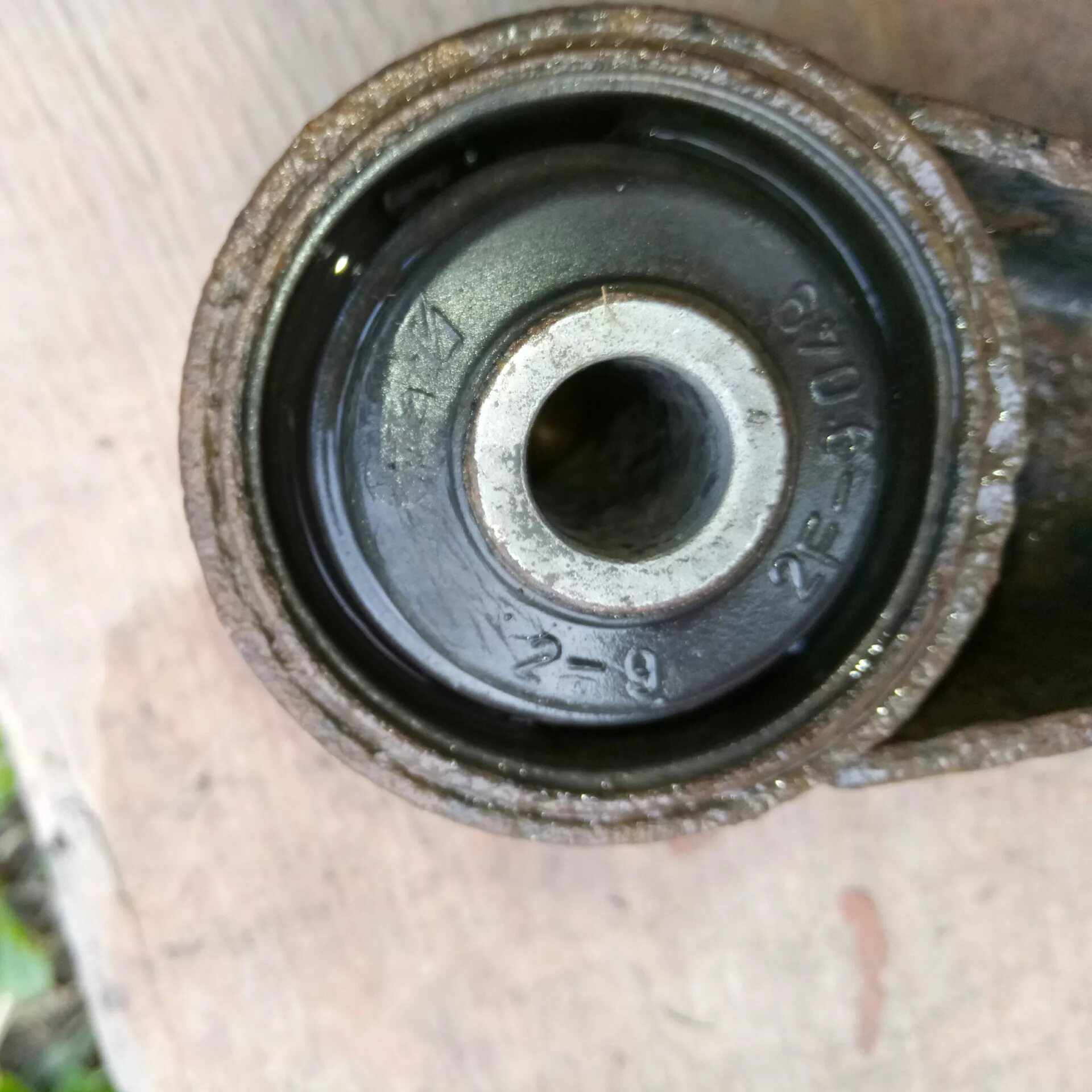 сайлентблок передний рав 4. задние сайлентблоки тойота рав 4 3 поколения. сайлентблок тойота рав 4. сайлентблок рав 4 2011. сайлентблок задний переднего рычага рав 4.