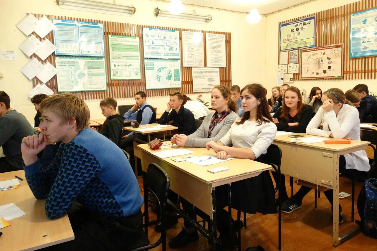 школа 647 на 5 соколиной. урк челябинск колледж. ученик вуза. тюменцы. 14 лицей тамбов.