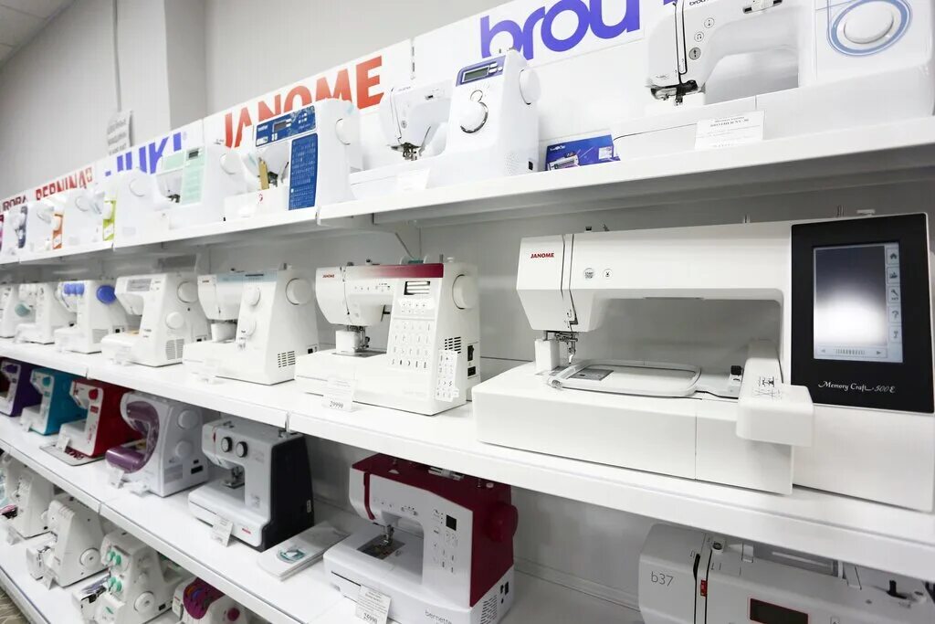 швейное оборудование. магазин швейных машин в москве. велтекс оборудование для швейного цеха. швейный механик. новейшее оборудование для швейных фабрик.