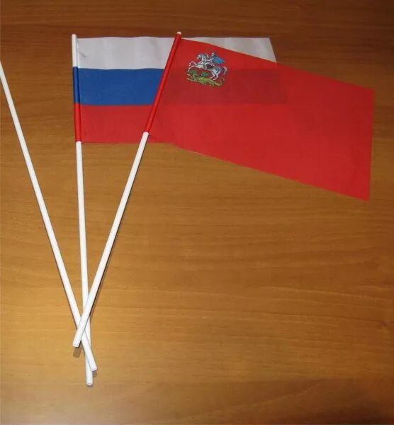 Флаг сделать москва. Флажки ручные. Флаг из лент. Проекты флага сша. Морские сигнальные флаги.