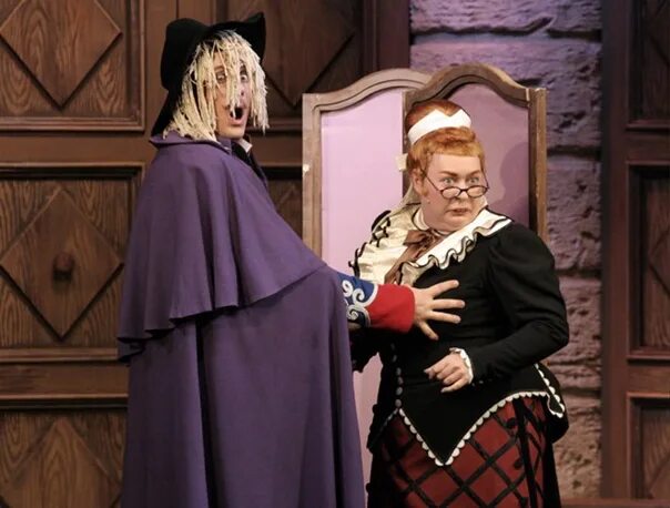 Спектакль мадам нитуш с ароновой. Мадмуазель нитуш театр вахтангова. Мадемуазель нитуш театр вахтангова. Мадам нитуш с ароновой. Мадемуазель нитуш театр вахтангова.