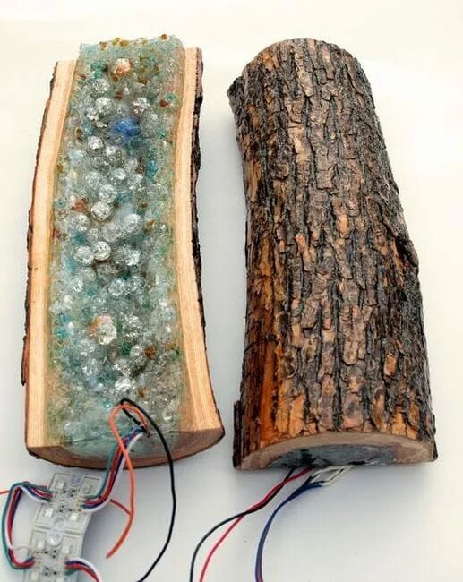Что можно сделать из старых батареек Obviousfront Robots * Recyclart Electronics crafts, Recycled robot, Recycled art