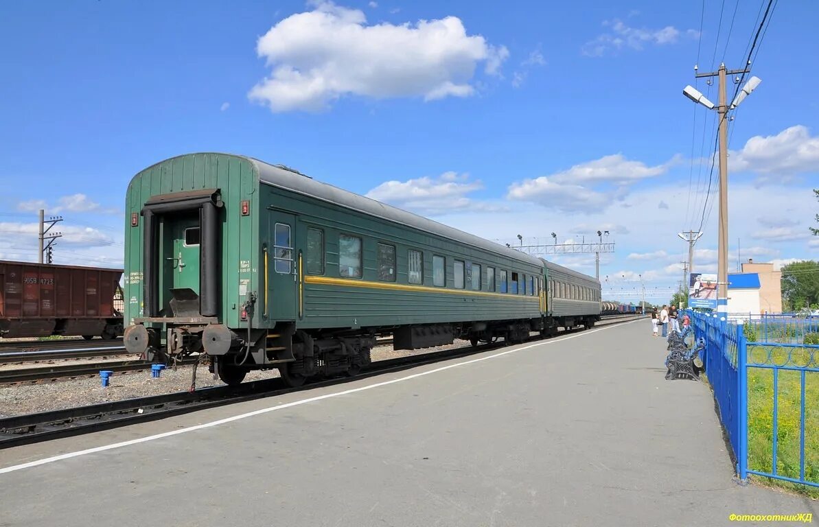 Вагоны пригородных поездов. Миасс Учалы поезд. ЖД вокзал Учалы. Станция Учалы ЮУЖД. Учалы ЖД станция пассажирская.