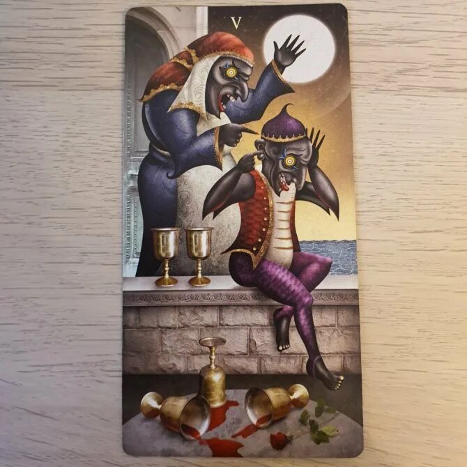 9 жезлов таро безумной луны. 5 жезлов таро безумной луны. луна жезлов таро.