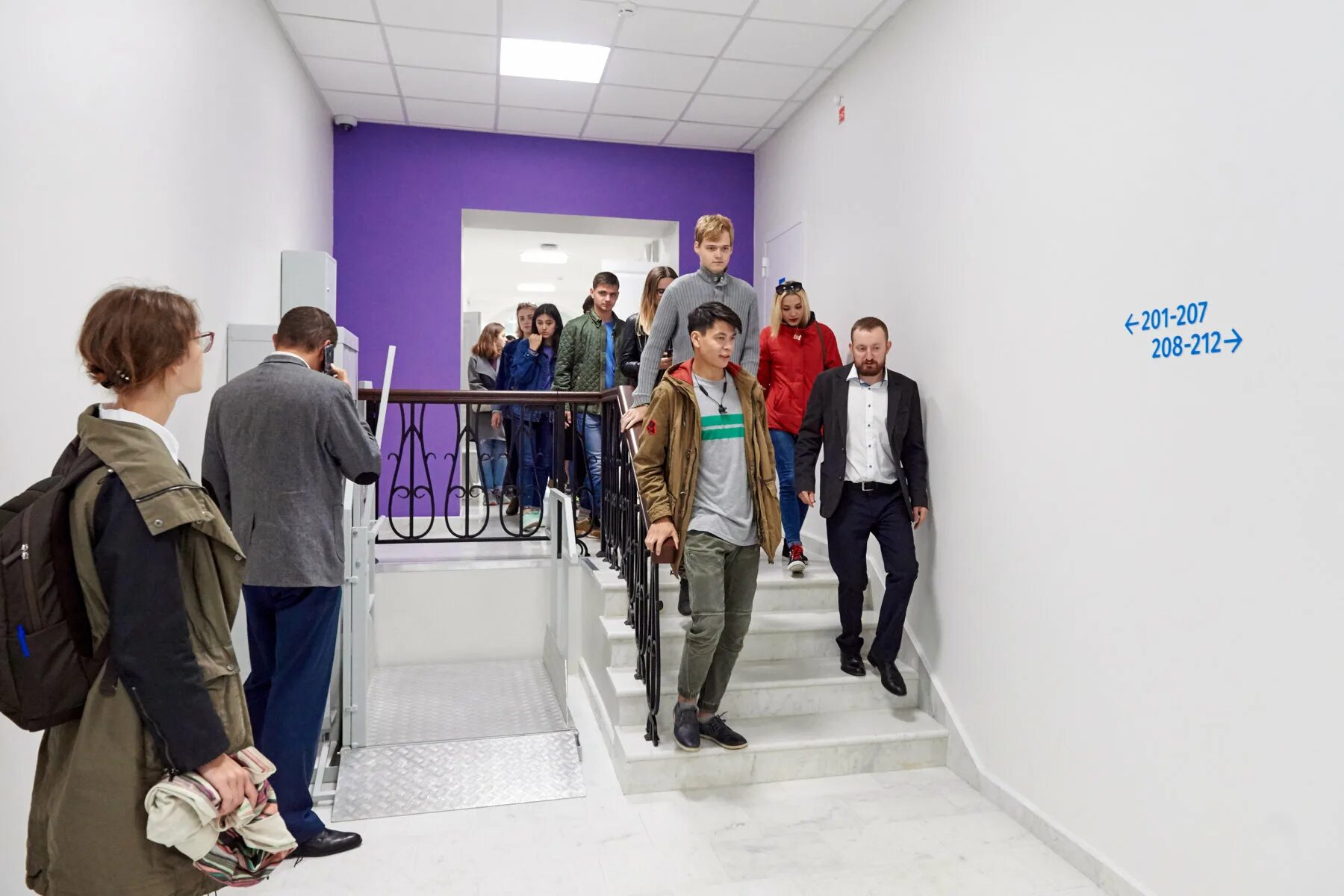 Институт наук о земле тюмень внутри. Инзем тюмень. Хабарова елена анатольевна тюмгу. Университет в тюмени тюмгу. Институт наук о земле тюмень.