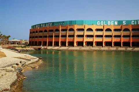 Golden 5 resort