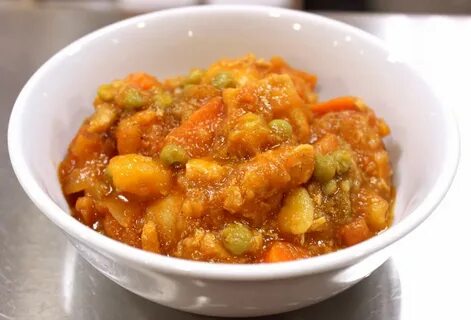 Птица тушеная с овощами