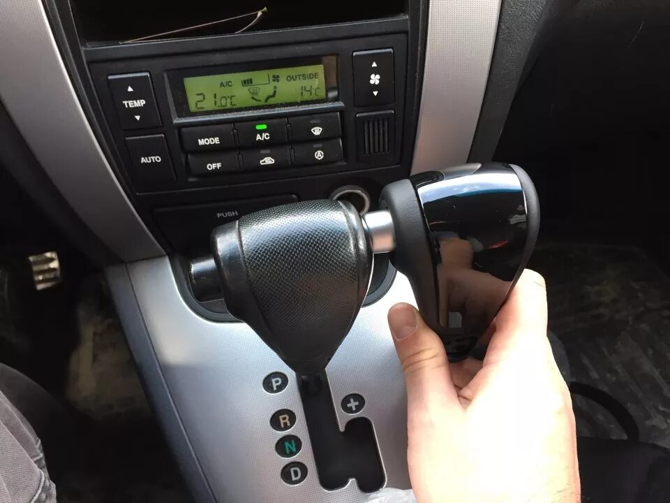 Хендай туксон как снять ручку кпп Ручка КПП Hyundai Tucson (JM), 2 л, 2008 года аксессуары DRIVE2