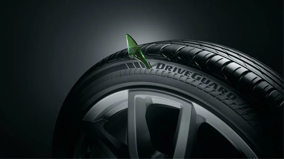 Шины runflat bridgestone. Летние шины бриджстоун реклама. реклама шин. летние шины баннер. шины фон.