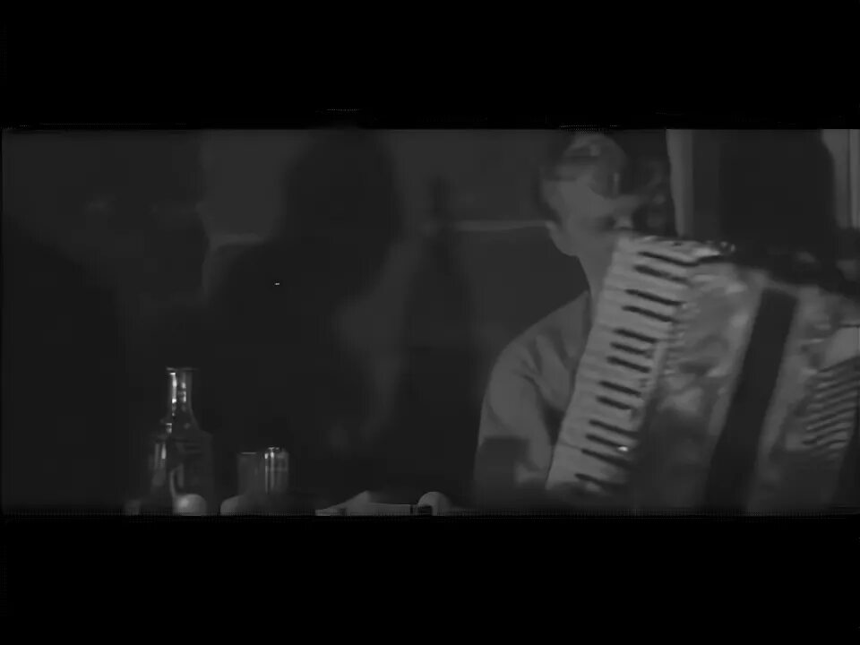 По бугоркам по лунным. Ивановы ивановы лида. По бугоркам по низким косогорам. Песня по бугоркам по косогорам. Песня из ивановы ивановы по бугоркам.