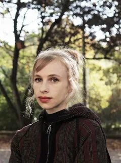 19. Я сочетаю окружающие меня предметы с образами своей фантазии. 