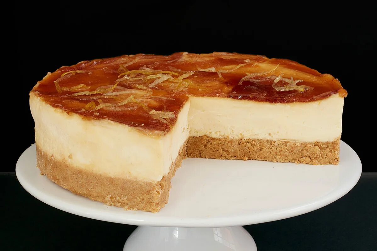 американский чизкейк нью-йорк. чизкейк классический. чизкейк нью-йорк. чизкейк с халвой и с печеньем. чизкейк халвичный рецепт от бельковича.