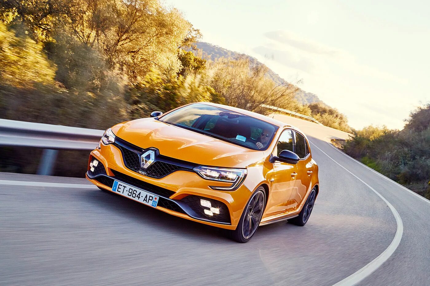 Renault купить в москве. Renault Megane RS. Рено Меган 2018. Renault Megane RS 2018. Меган РС 4.