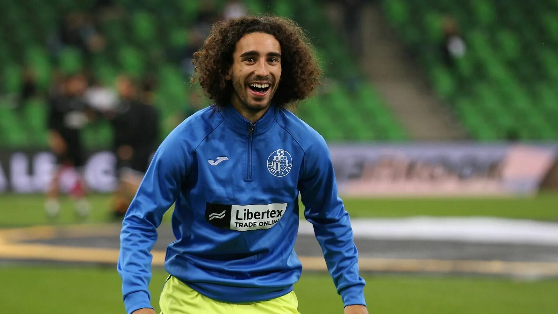 Кукурелья покрасился. Кукурелья покрасился. Marc cucurella. Кукурелья покрасился. Кукурелья футболист.