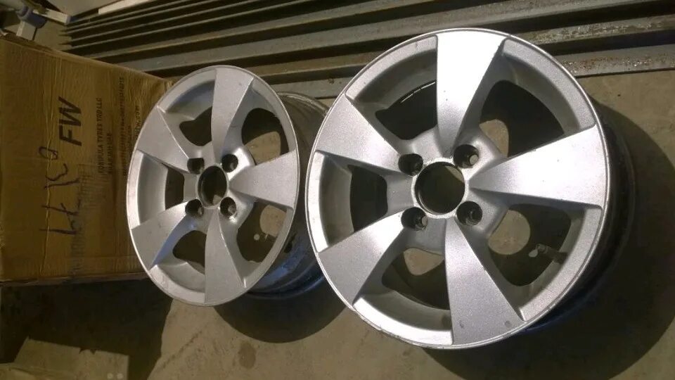 Литые диски на дэу нексия r14. Литые диски на daewoo nexia r14. диски дэу нексия r14. диск литой r14 дэу.