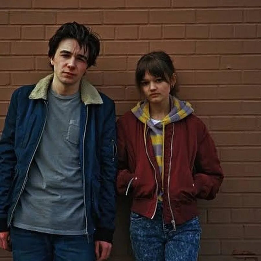 Альфред сериал бэтмен. Титаны 2 сезон брюс. Дата выхода уэйна 2. Готэм сериал. Титаны сериал брюс.