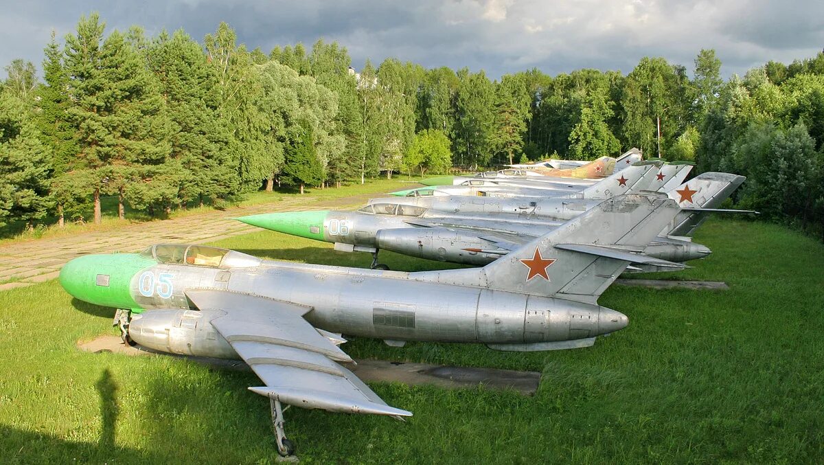 Як 25 перехватчик