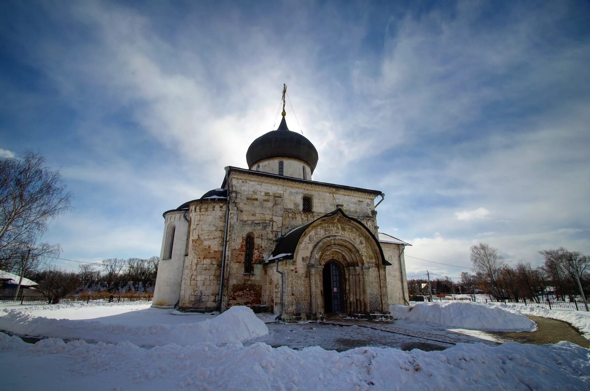 Погода юрьев польский на 10. Юрьев-польский храм Георгия Победоносца. Город Юрьев польский Владимирская область. Юрьев-польский достопримечательности.