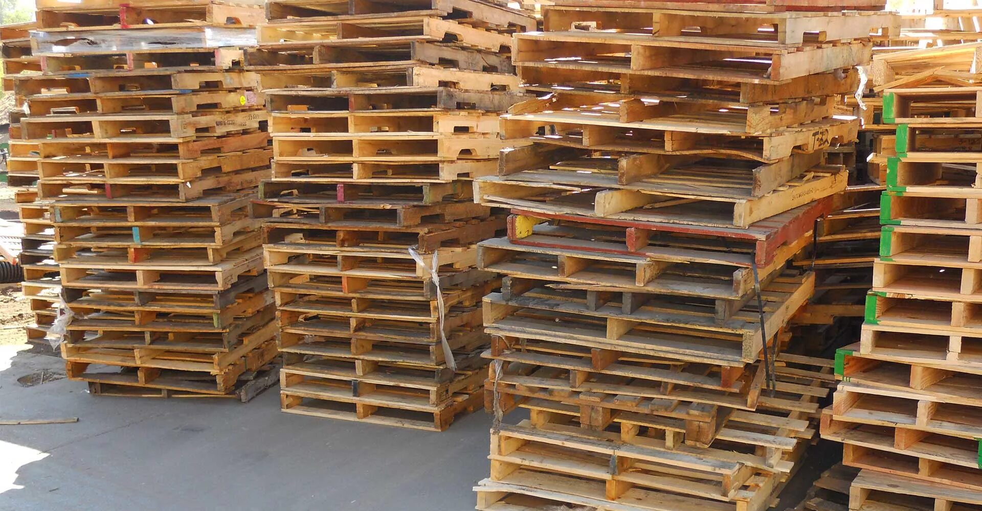 склад поддонов. скупка поддонов. поддоны. лом поддонов. поддоны деревянные.
