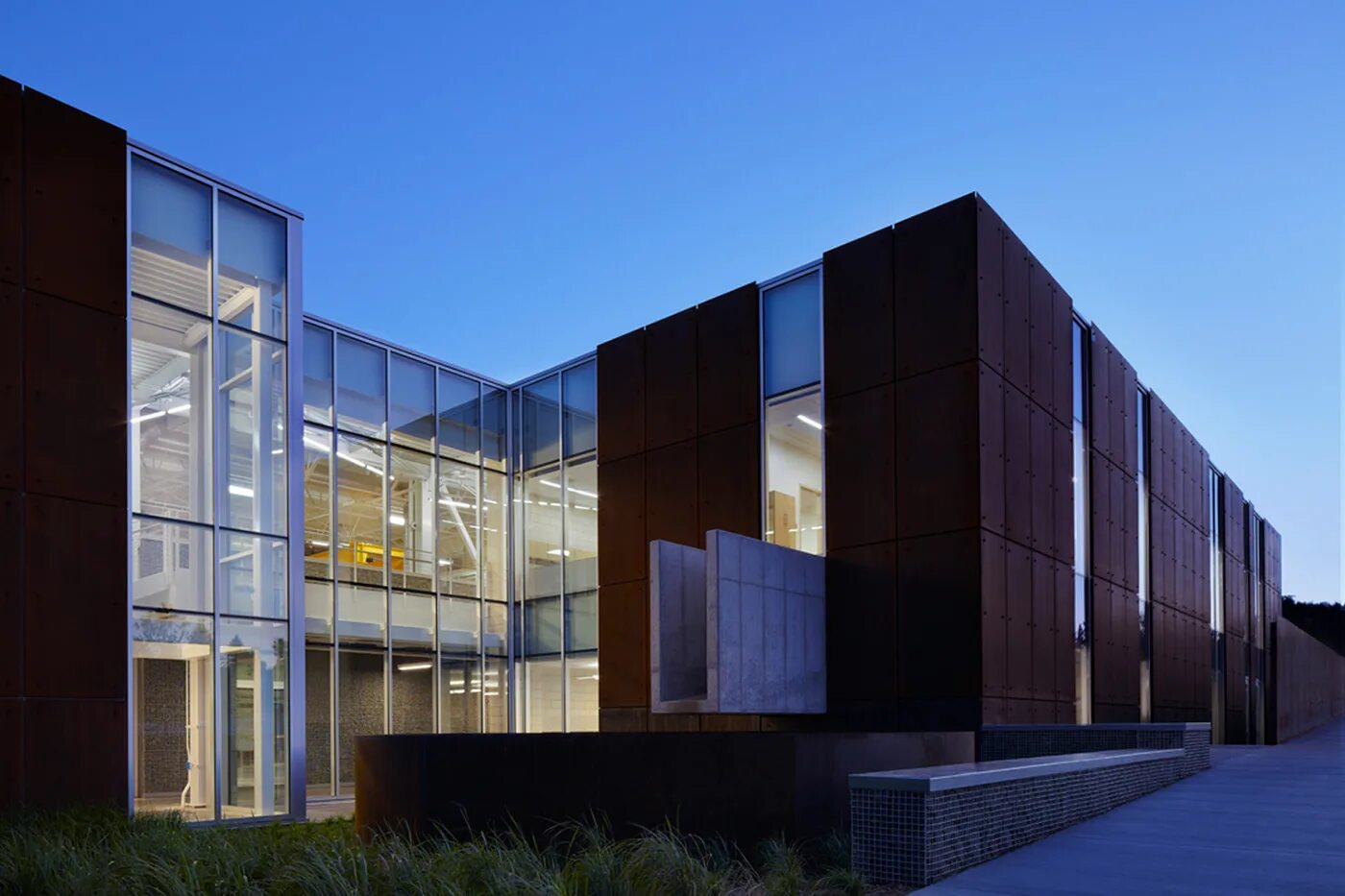 Building articles. Археологический музей тиры тира. Агент по коммерческой недвижимости. Фнс россии здание. Building articles.